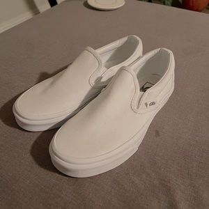 EUC Slip on Vans